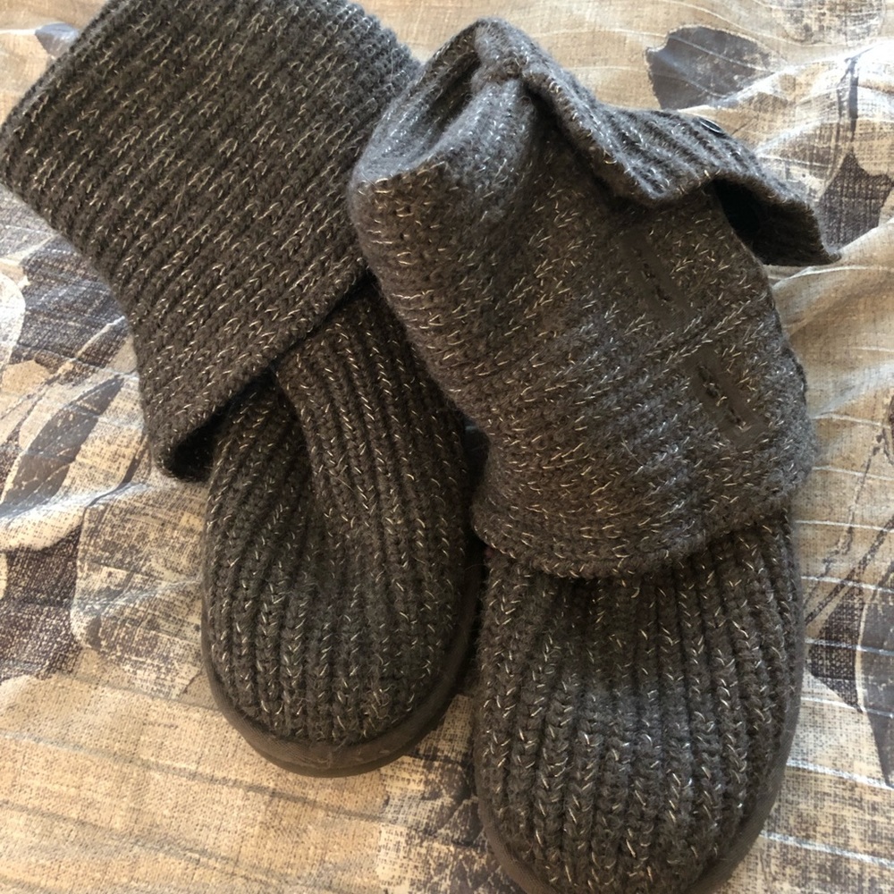 Gray quilt Uggs